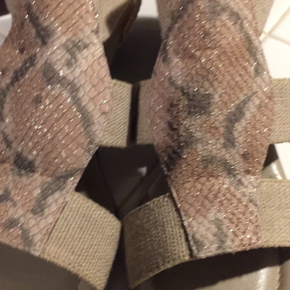 ⬇️AMALFI SANDALS⬇️ - Picture 2 of 8